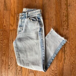 light wash blue Pacsun jeans